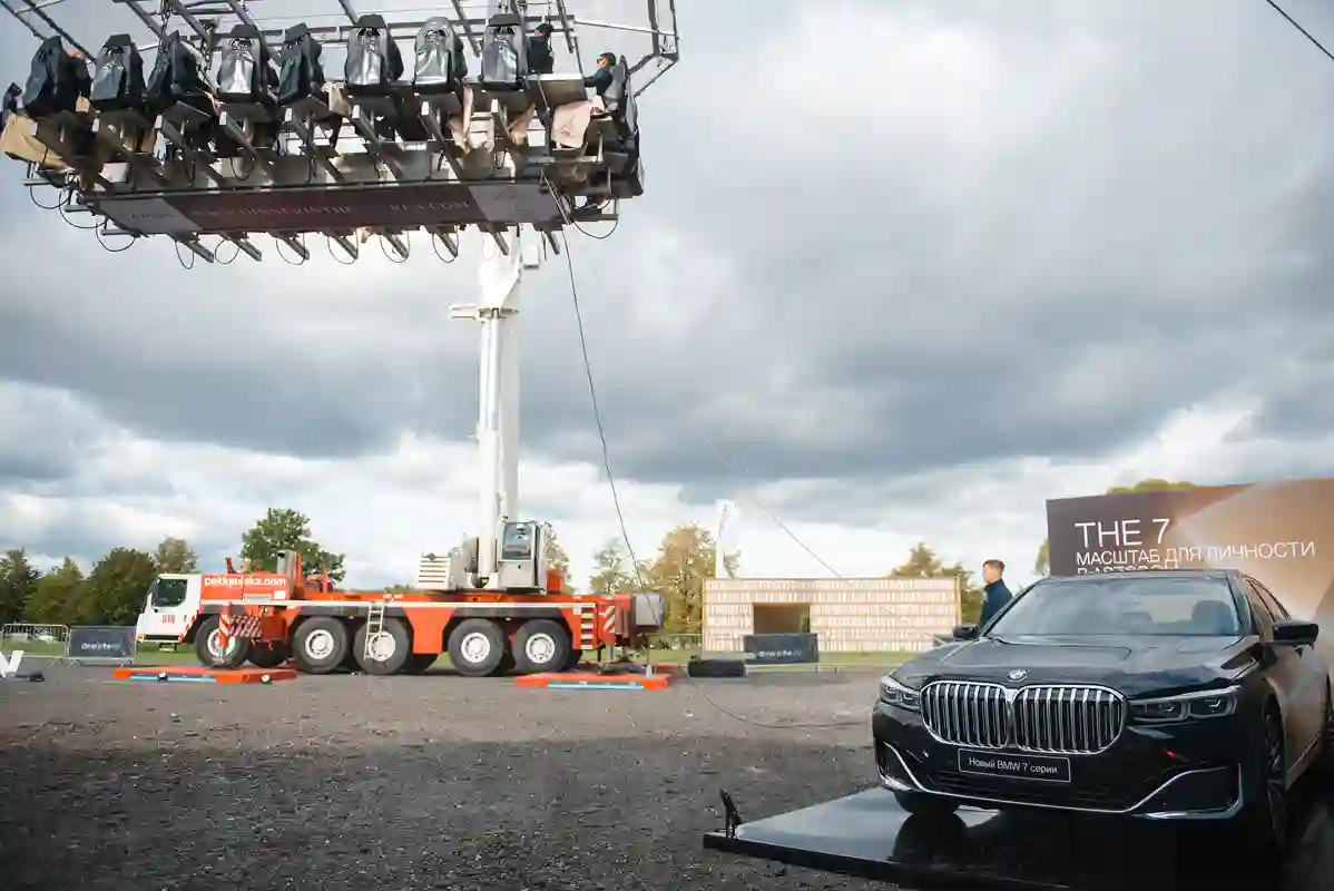 На высоте с DINNER IN THE SKY и Автодом.