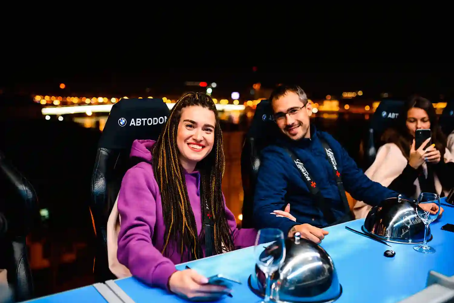 КОМФОРТ И БЕЗОПАСНОСТЬ НА ВЫСОТЕ С DINNER IN THE SKY И АВТОДОМ.