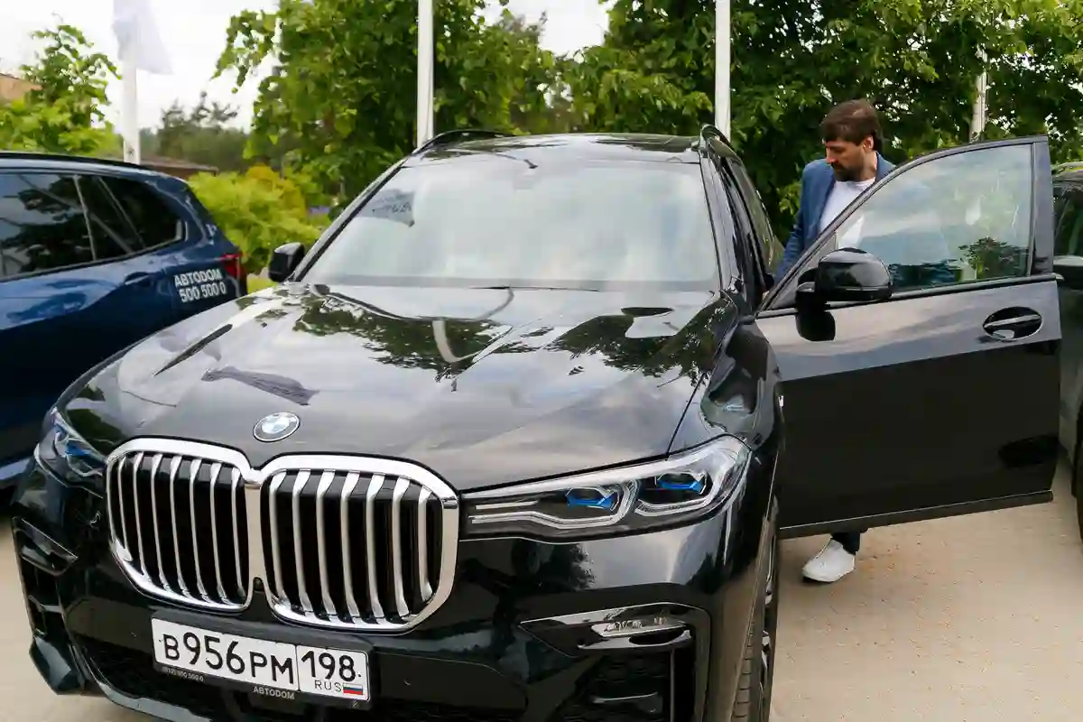 Автодом Санкт-Петербург партнер чемпионата по конкурсу в КСК «Дерби».