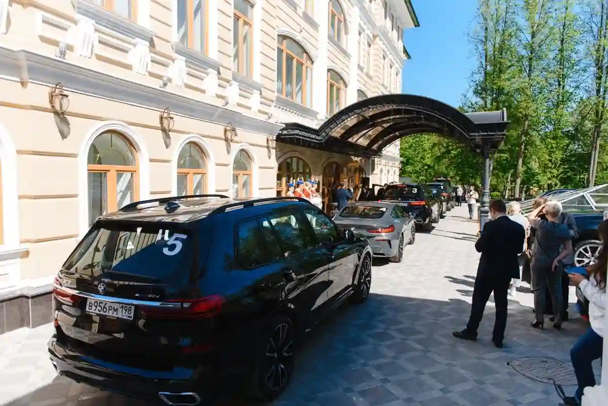 Автодом Санкт-Петербург презентовал BMW&nbsp;X7 и BMW&nbsp;7&nbsp;серии.