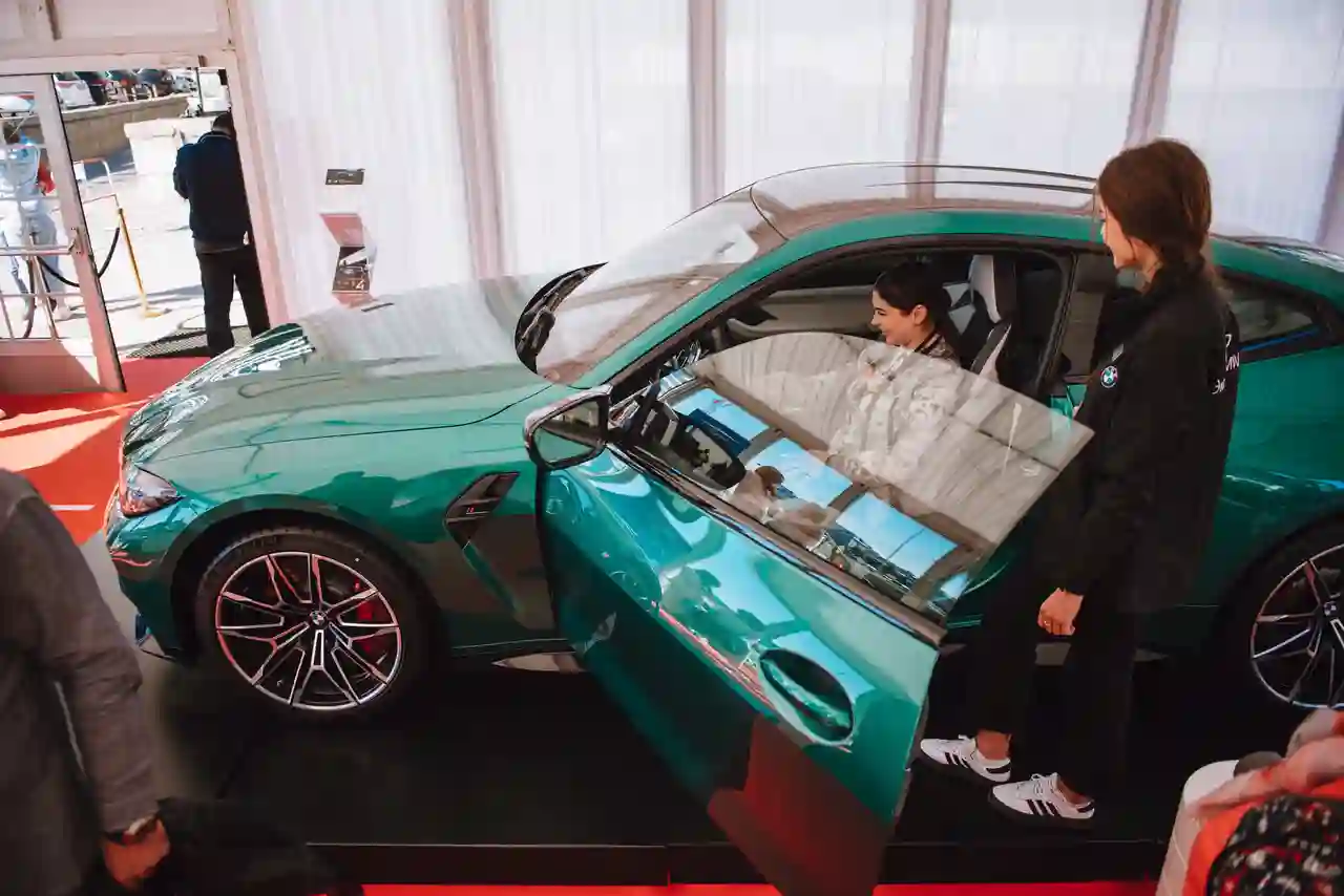 Высокая кухня с Dinner In the Sky и BMW АВТОDOM Санкт-Петербург