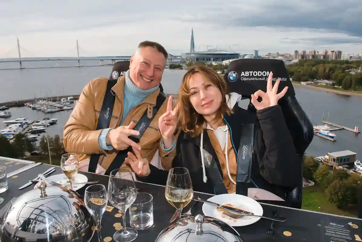 На высоте с DINNER IN THE SKY и Автодом.