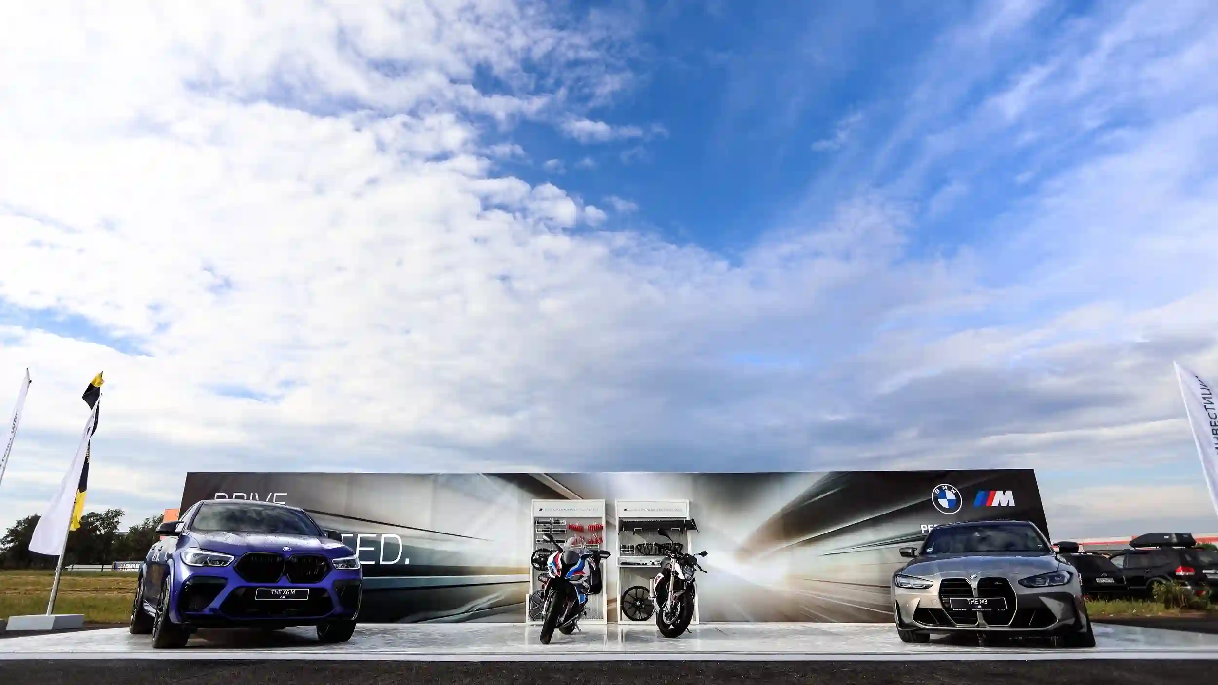 АВТОDOM BMW стал сердцем автомобильного фестиваля UNLIM 500+