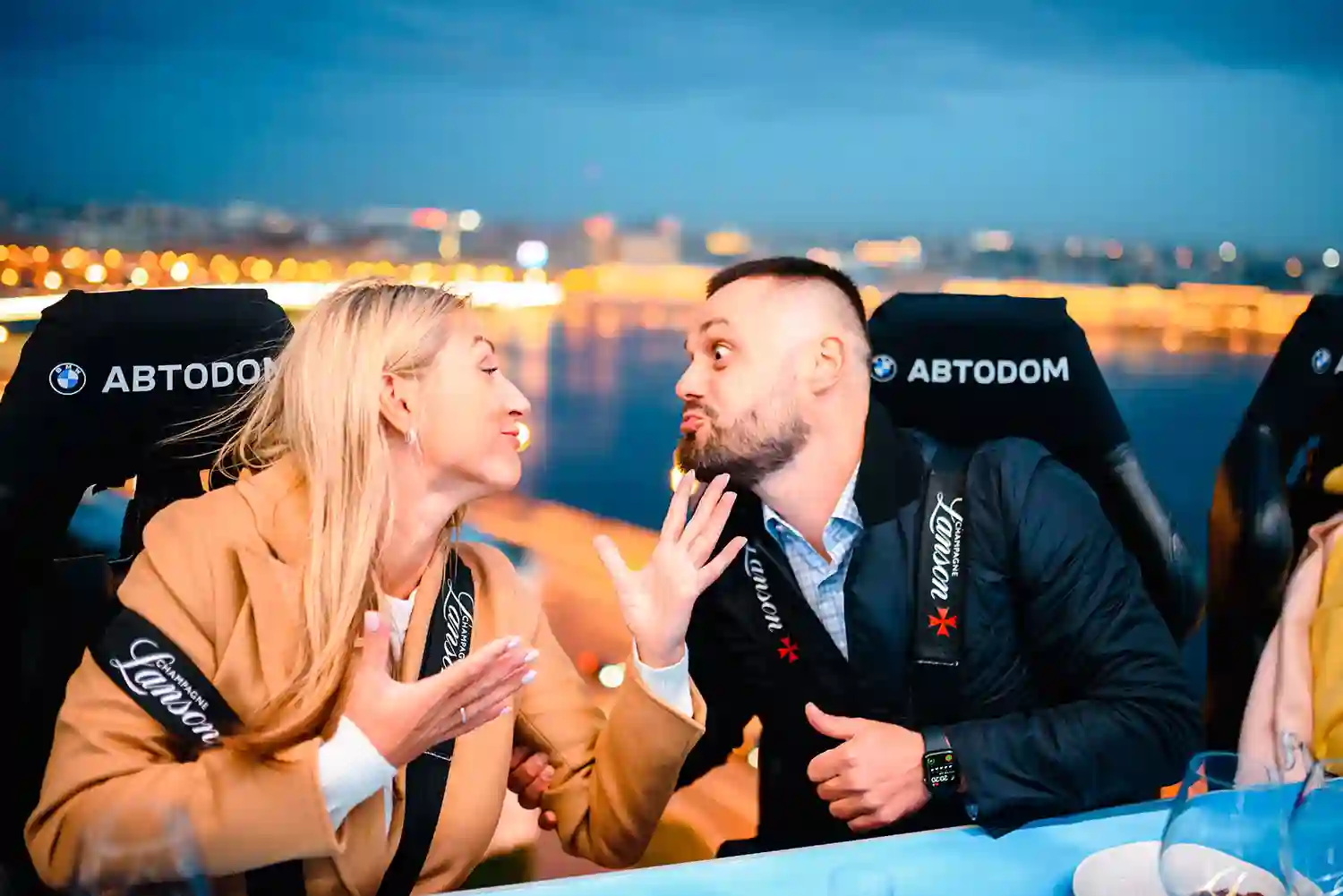 КОМФОРТ И БЕЗОПАСНОСТЬ НА ВЫСОТЕ С DINNER IN THE SKY И АВТОДОМ.