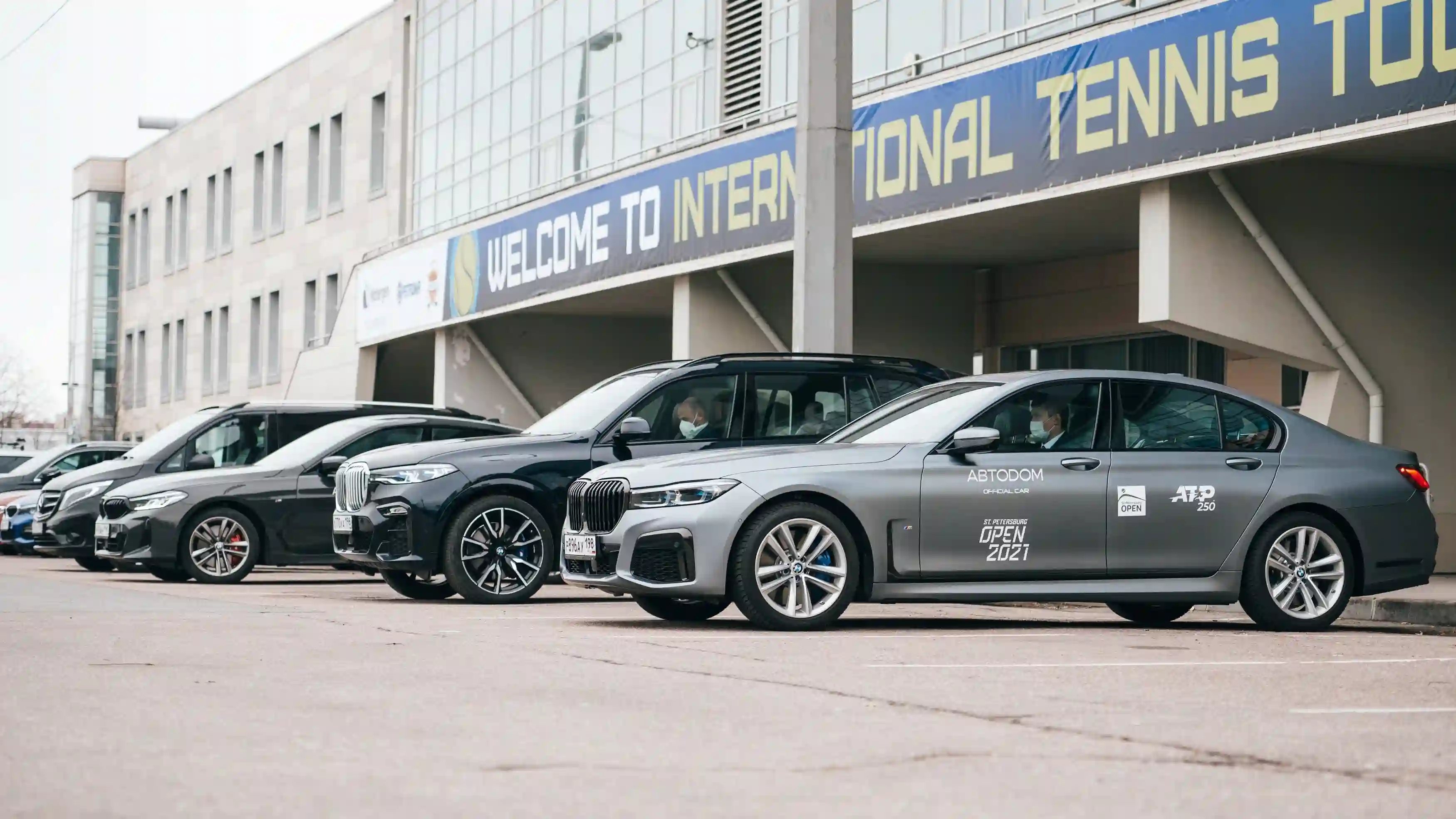 АВТОDOM BMW – официальный партнер самого крупного мужского теннисного турнира в Санкт-Петербурге