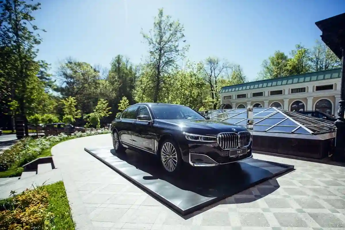 Автодом Санкт-Петербург презентовал BMW&nbsp;X7 и BMW&nbsp;7&nbsp;серии.