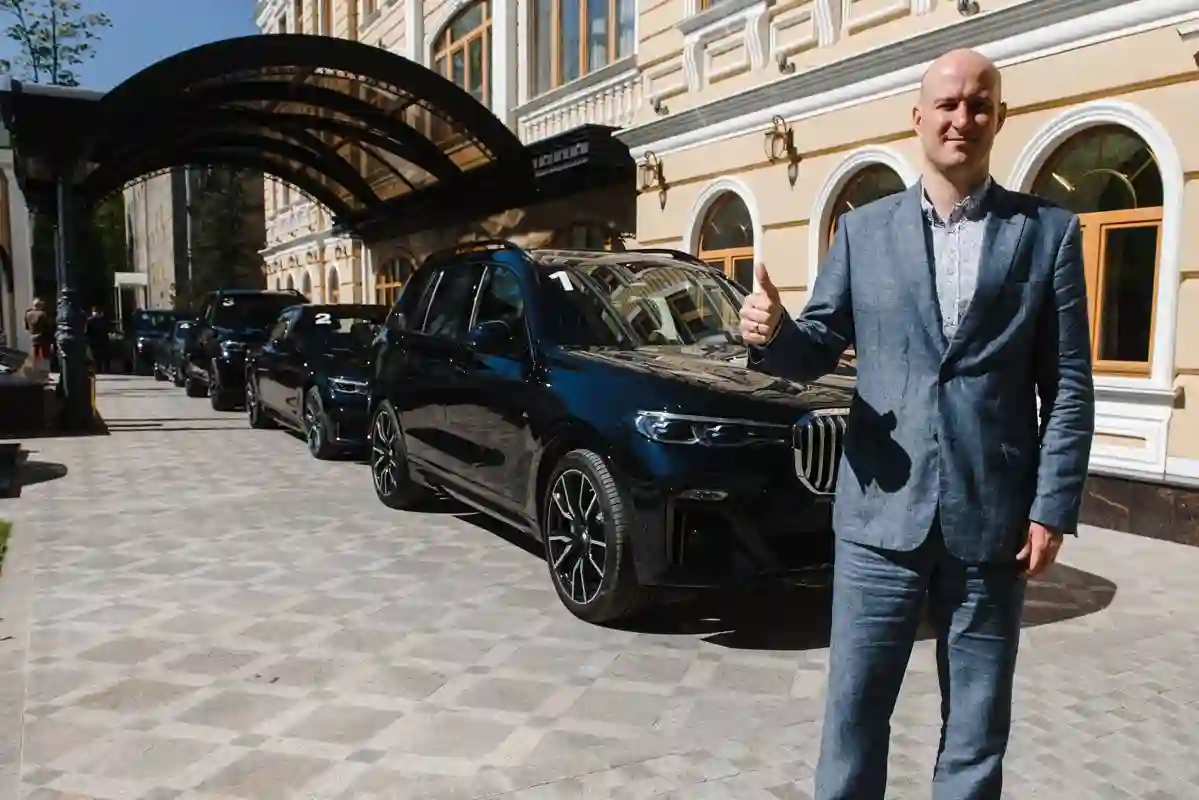 Автодом Санкт-Петербург презентовал BMW&nbsp;X7 и BMW&nbsp;7&nbsp;серии.