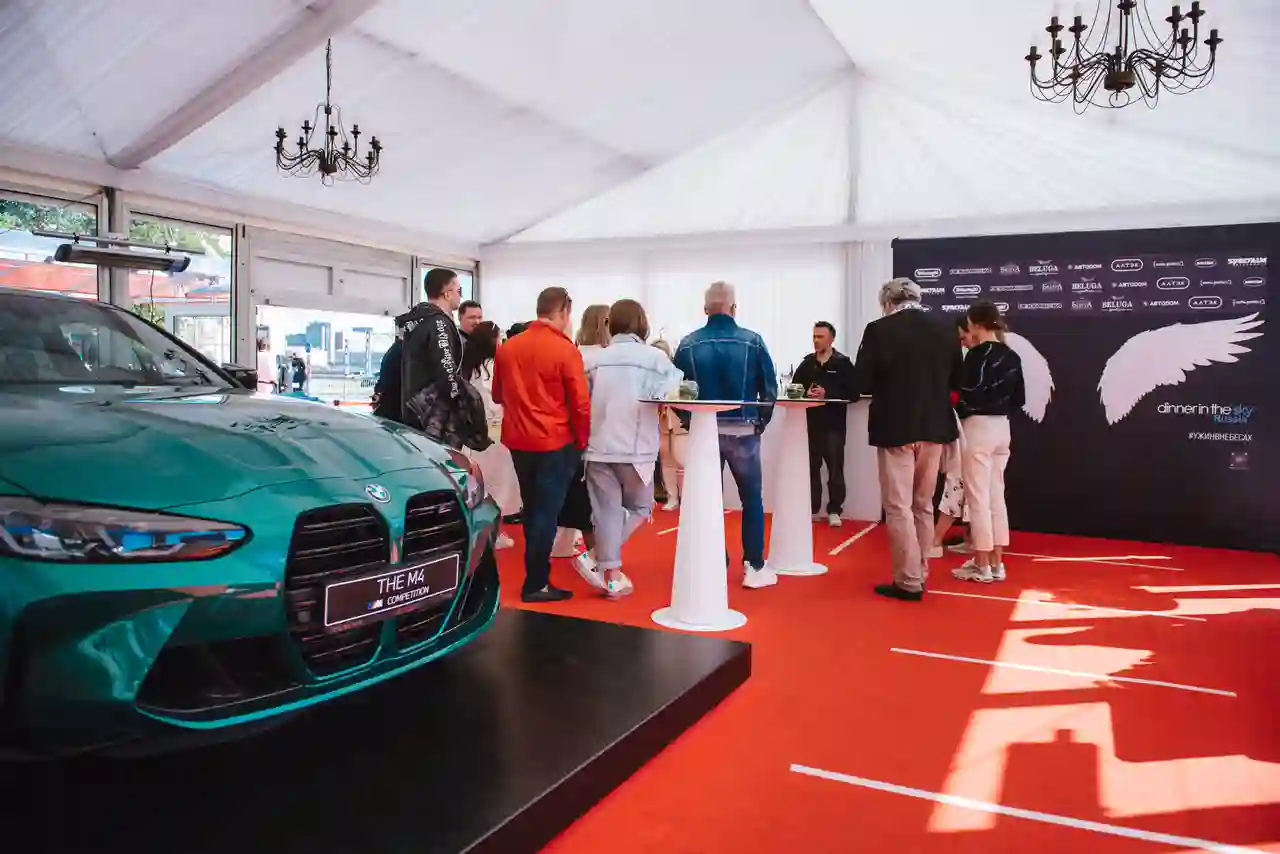 Высокая кухня с Dinner In the Sky и BMW АВТОDOM Санкт-Петербург
